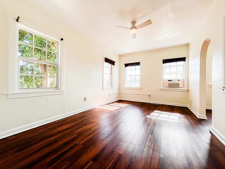 Park Place Apartments — Photo 29