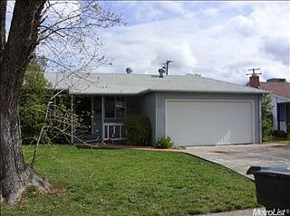 1st image of 3817 Lowry Dr