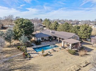 1305 S Ponderso St, Wheeler, TX 79096