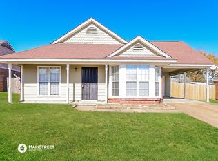 10256 Palmer Dr, Olive Branch, MS 38654