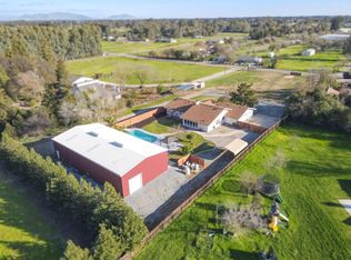 10256 E Bullard Ave, Clovis, CA 93619