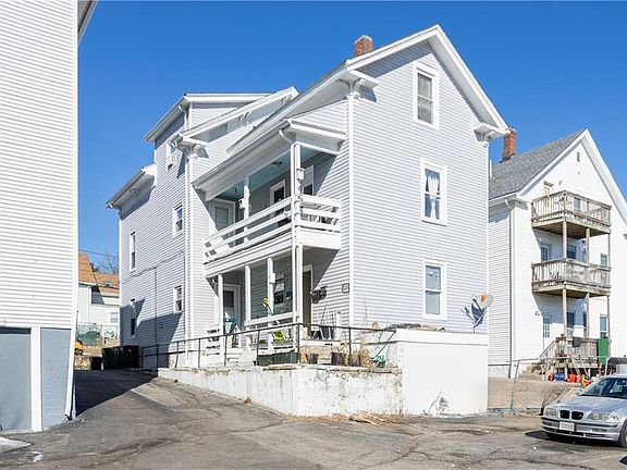 2nd image of 120 East St