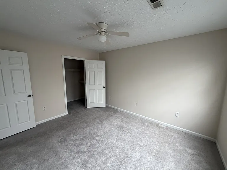 Commonwealth Senior Living at Radford — Photo 21