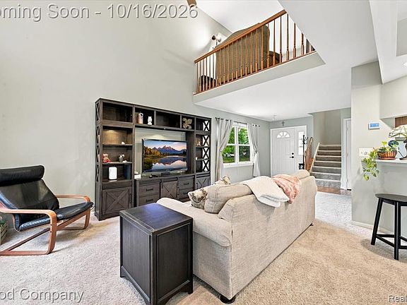 2nd image of 45117 Coachman Ct