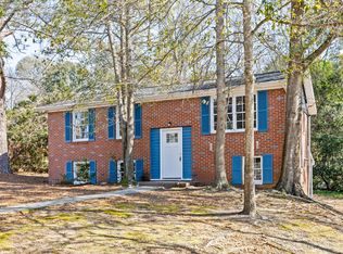 3328 Vaucluse Rd, Aiken, SC 29801