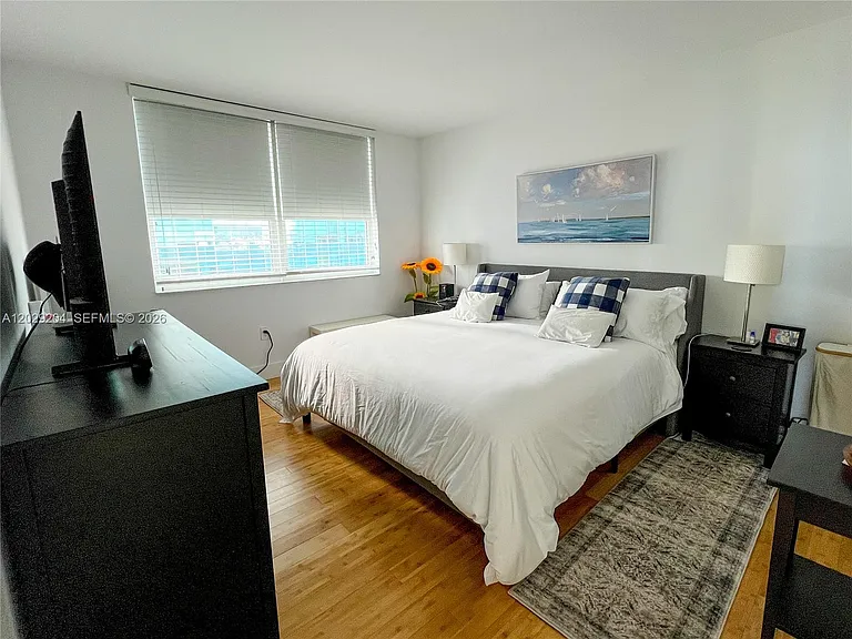 1155 Brickell Bay Dr #2701 — Photo 9