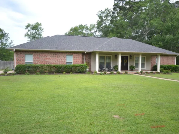 15 Springwood Dr, Magnolia, AR 71753