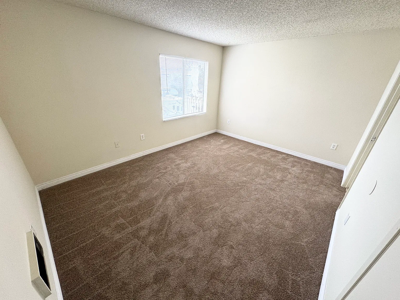 2 bed, $2,395 — Photo 3