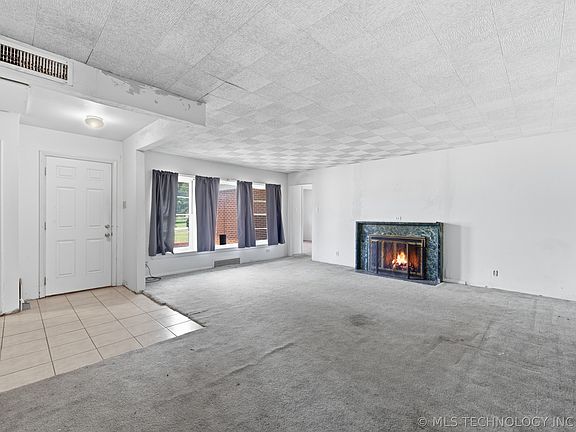 4th image of 603 E Elgin Pl