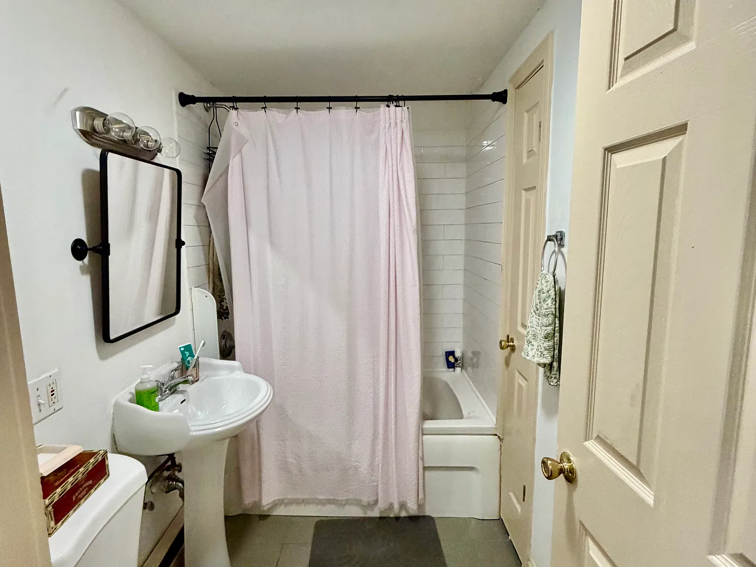 1 bed, 650 sqft, $2,250 — Photo 4