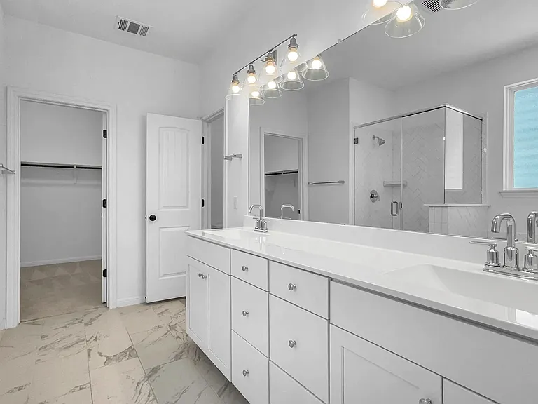 2608 Emerson Trl — Photo 20