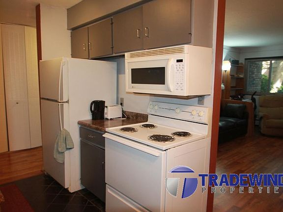 3rd image of 7414 22nd St W #101