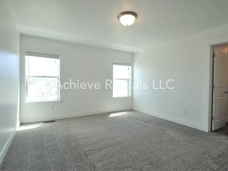 1840 S 1280 W — Photo 10