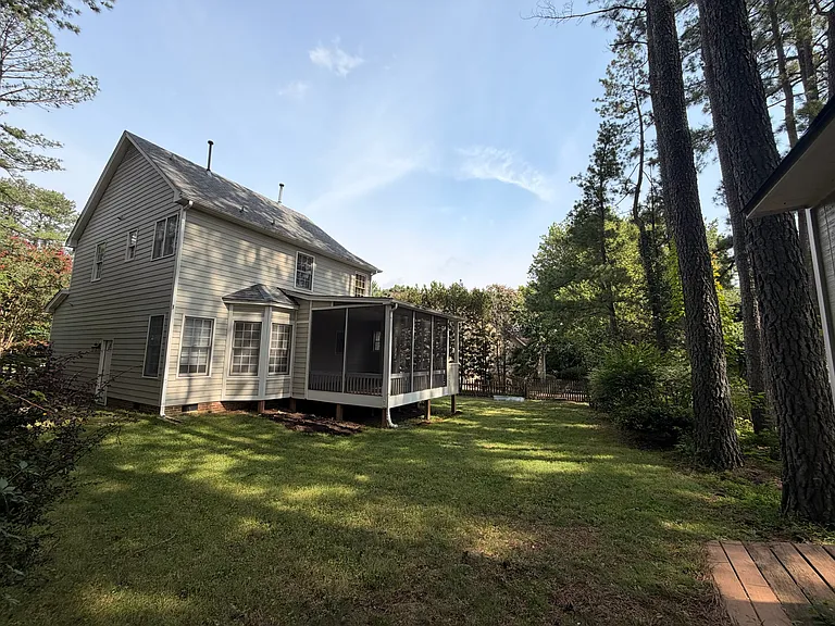 8812 Maplestead Dr — Photo 13