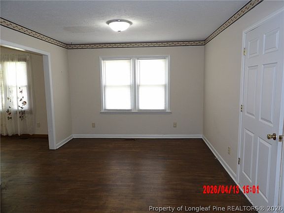 4th image of 7521 Ascot Ave