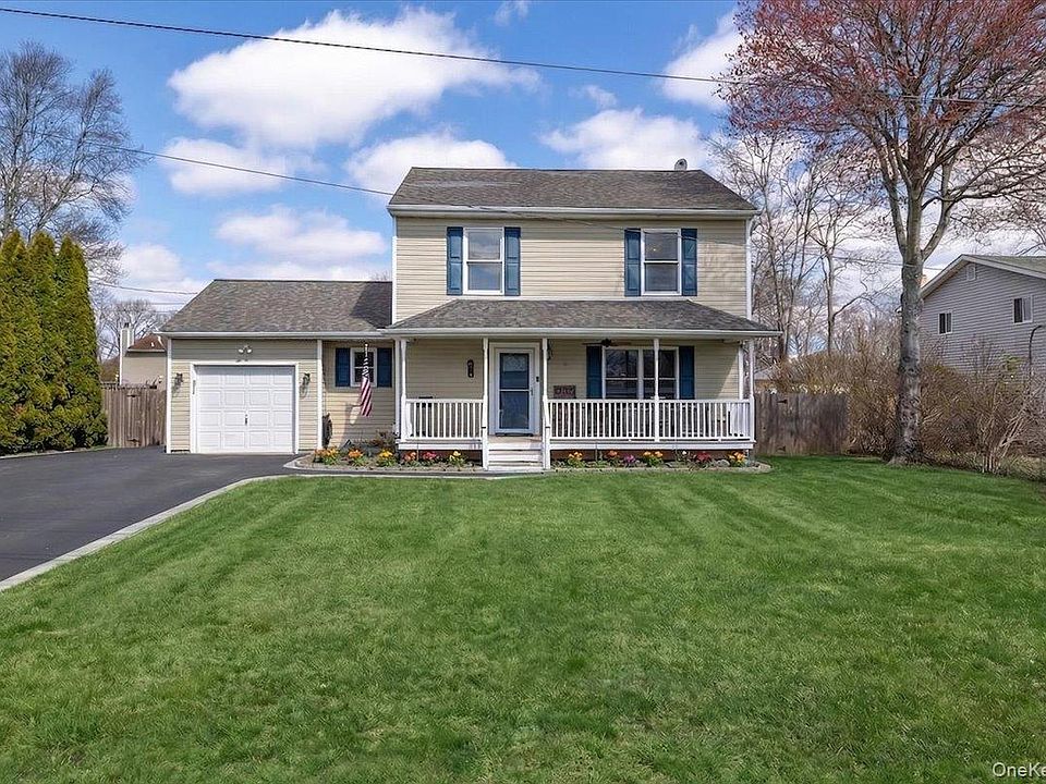 1st image of 15 Loughlin Drive