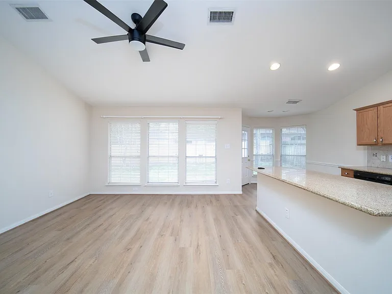 18 Painted Canyon Pl — Photo 6