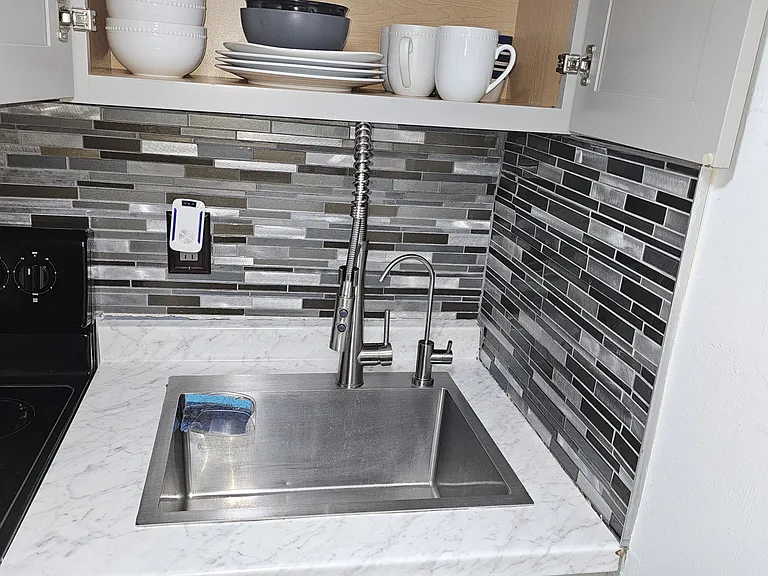Kitchen sink