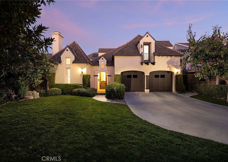 1st image of 8 Welbe Cir