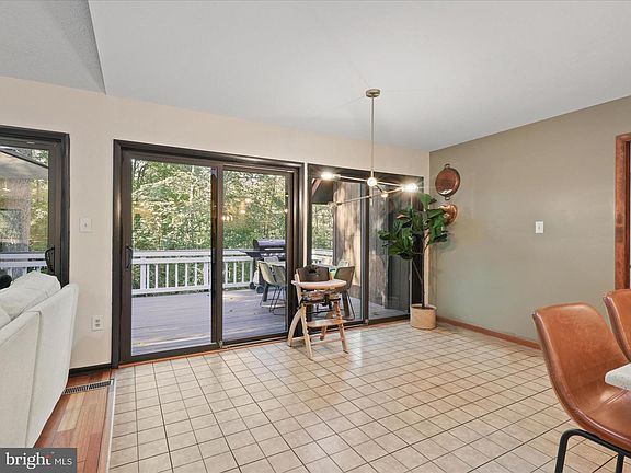 4th image of 6704 Fox Den Ct