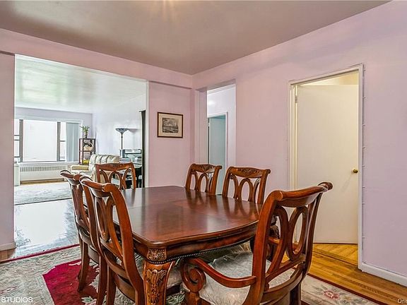 3rd image of 10 N Broadway APT 6D