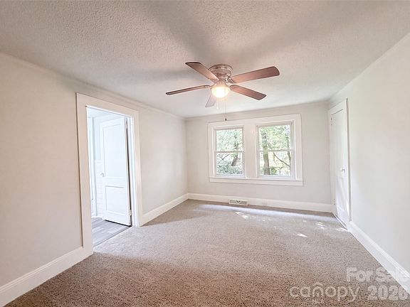 5th image of 164 E Waterlynn Rd