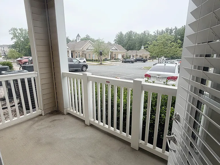 Belmont at Tryon Apartments — Photo 93