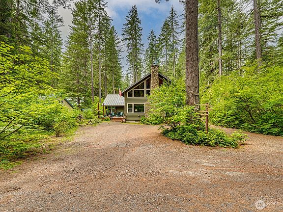 2nd image of 145 Northwoods Cabin