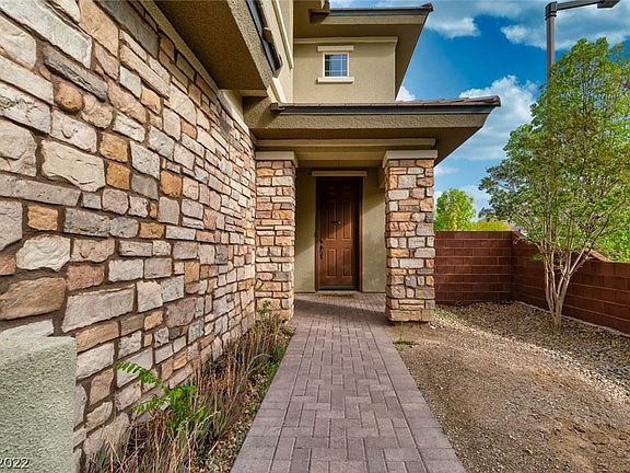 3rd image of 10681 Agate Knoll Ln