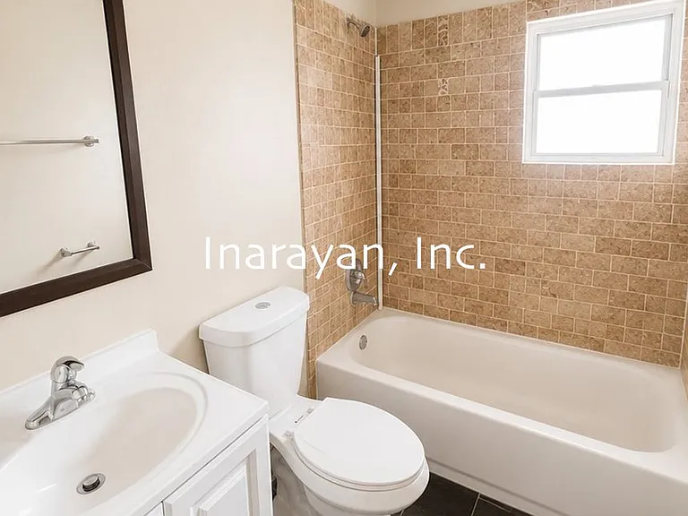 1045 W Washington St. — Photo 4