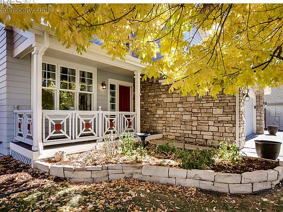 Lovely entry with summer shade.