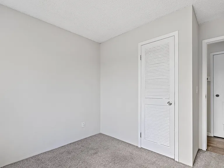 Pinon Place Apartments — Photo 29