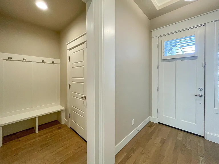 4969 N Arliss Ave — Photo 9