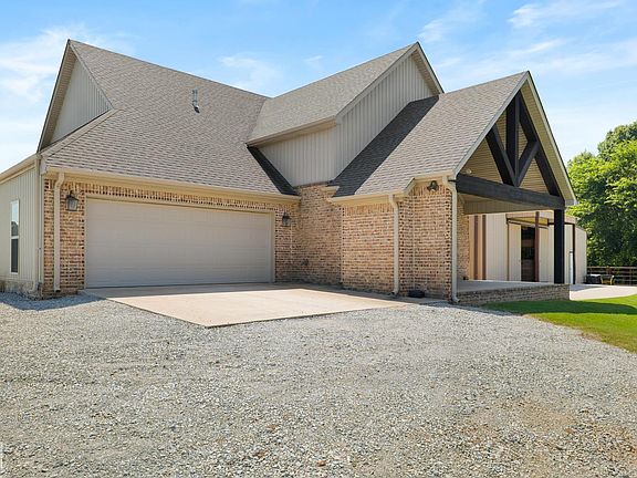 3rd image of 176 County Road 107