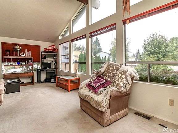 2nd image of 29125 47th Ave S