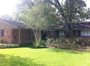 10116 Suzanne Dr, River Ridge, LA 70123