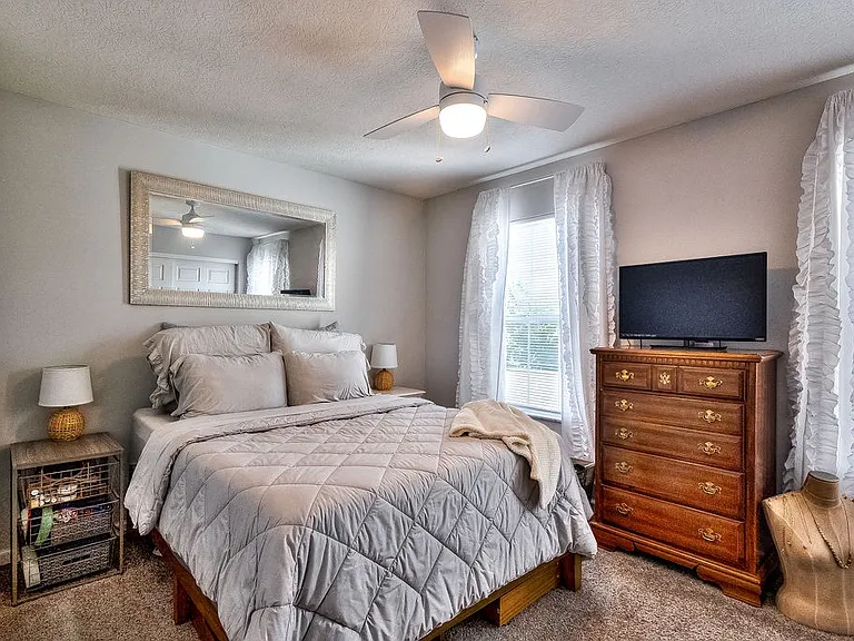 7236 Colonial Affair Dr — Photo 19