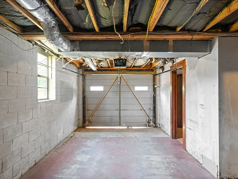 208 Aster Dr — Photo 22