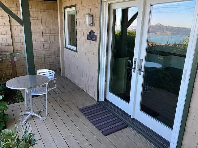 5 Miller Ave — Photo 3
