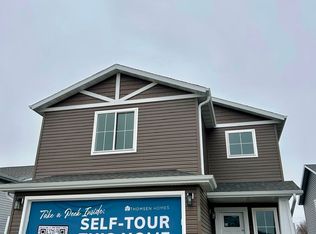 858 1st Ave, Horace, ND