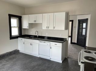 18 Knowlton St APT 2, Gardner, MA 01440