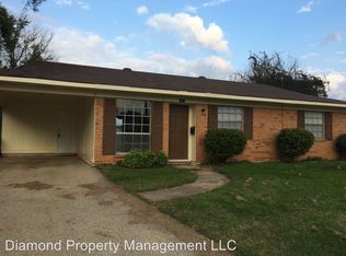 1631 Holiday Cir, Bossier City, LA 71112