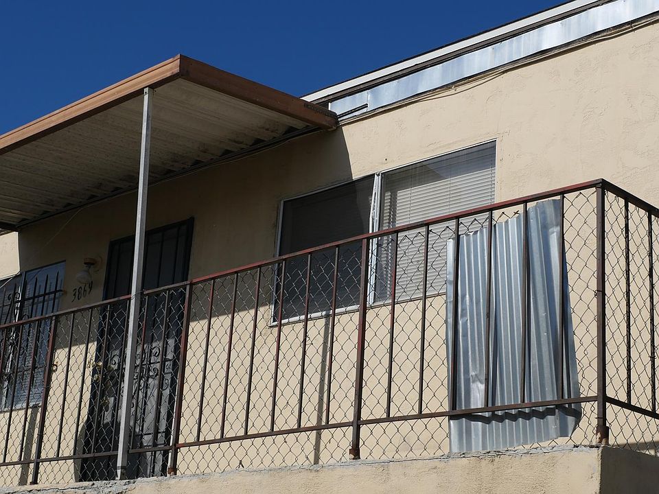 1st image of 3869 Marlborough Ave