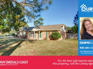 1518 Bay Woods Rd, Gulf Breeze, FL 32563
