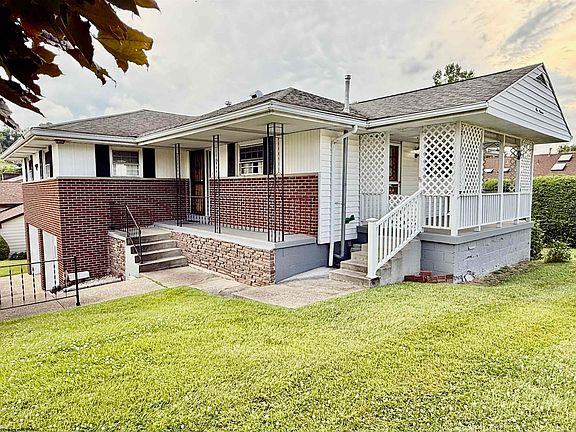 2nd image of 119 Golf Dr