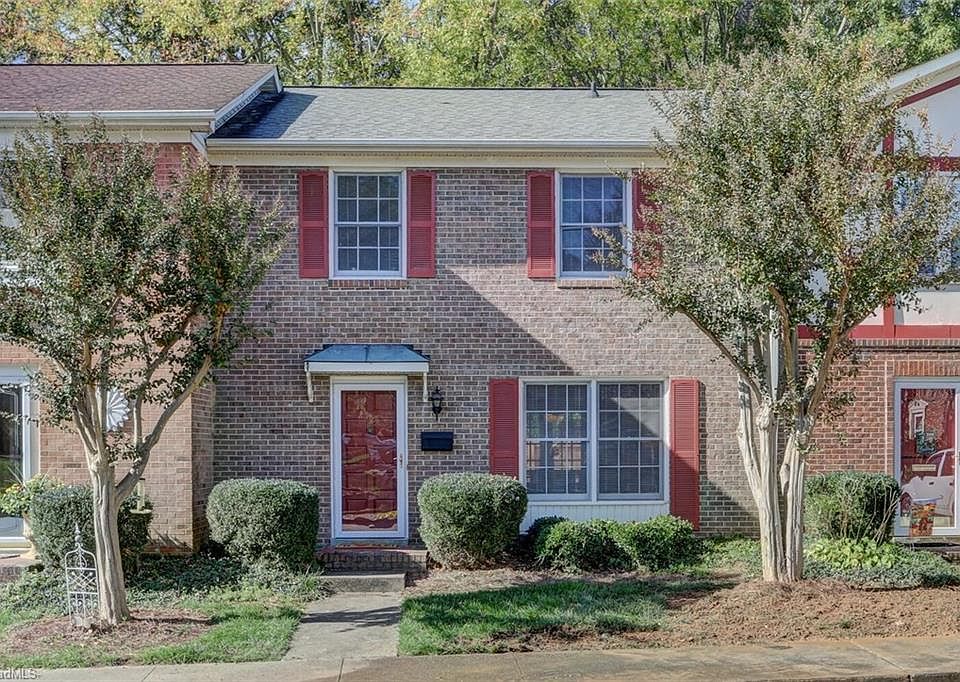 1st image of 3208 Regents Park Ln Unit D