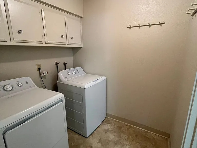 Anderson 1403-1405 — Photo 10