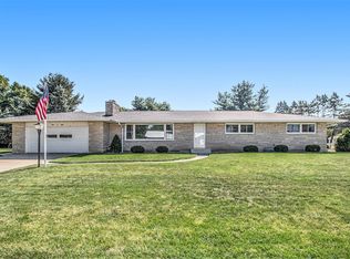 308 Maplecrest Ave, Sturgis, MI 49091