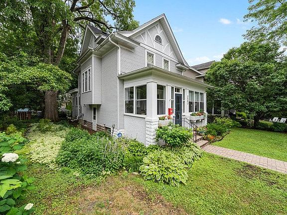 3rd image of 3543 Humboldt Ave S