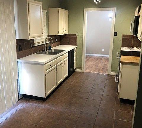 4th image of 2506 Dove Meadow Dr